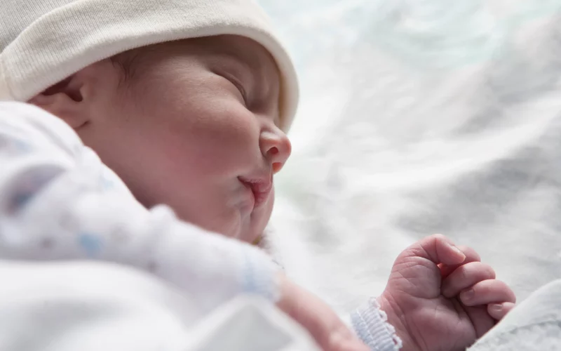 ما هي متلازمة موت الرضع المفاجئ
